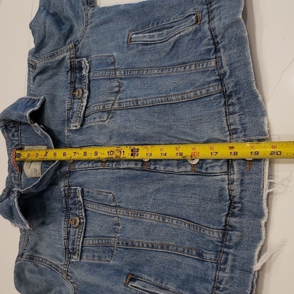 Pull & Bear Denim Jacket Raw Edge Distressed Women's Size M - Picture 12 of 13